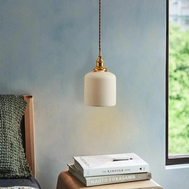 Suspension en céramique plissée Hecate | Design scandinave moderne