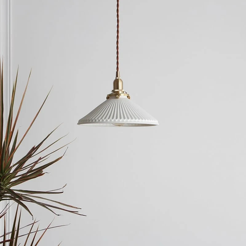 Suspension en céramique plissée Hecate | Design scandinave moderne
