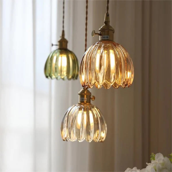 Suspension Marlee petite fleur en verre | Lustre élégant en verre floral