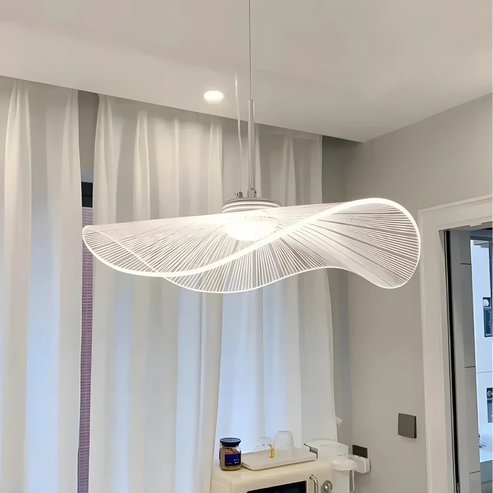 Suspension LED Anwen Nordic Lotus Leaf - Lustre moderne en acrylique