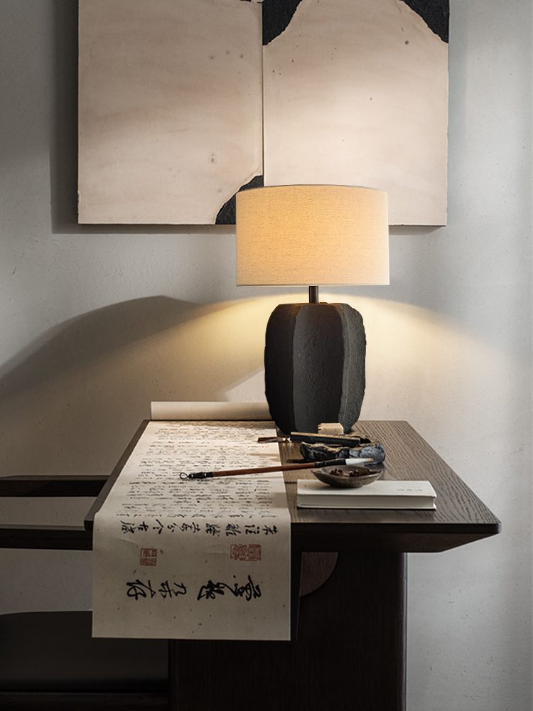 Pine Cone Shaped Desk Lamp