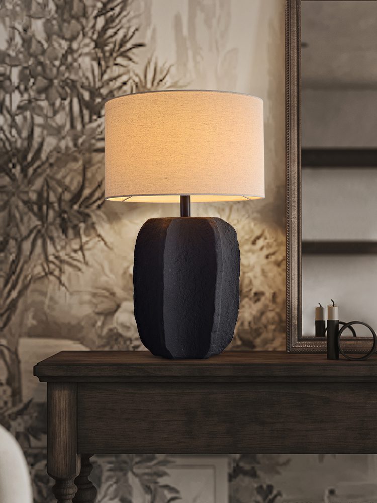 Pine Cone Shaped Desk Lamp