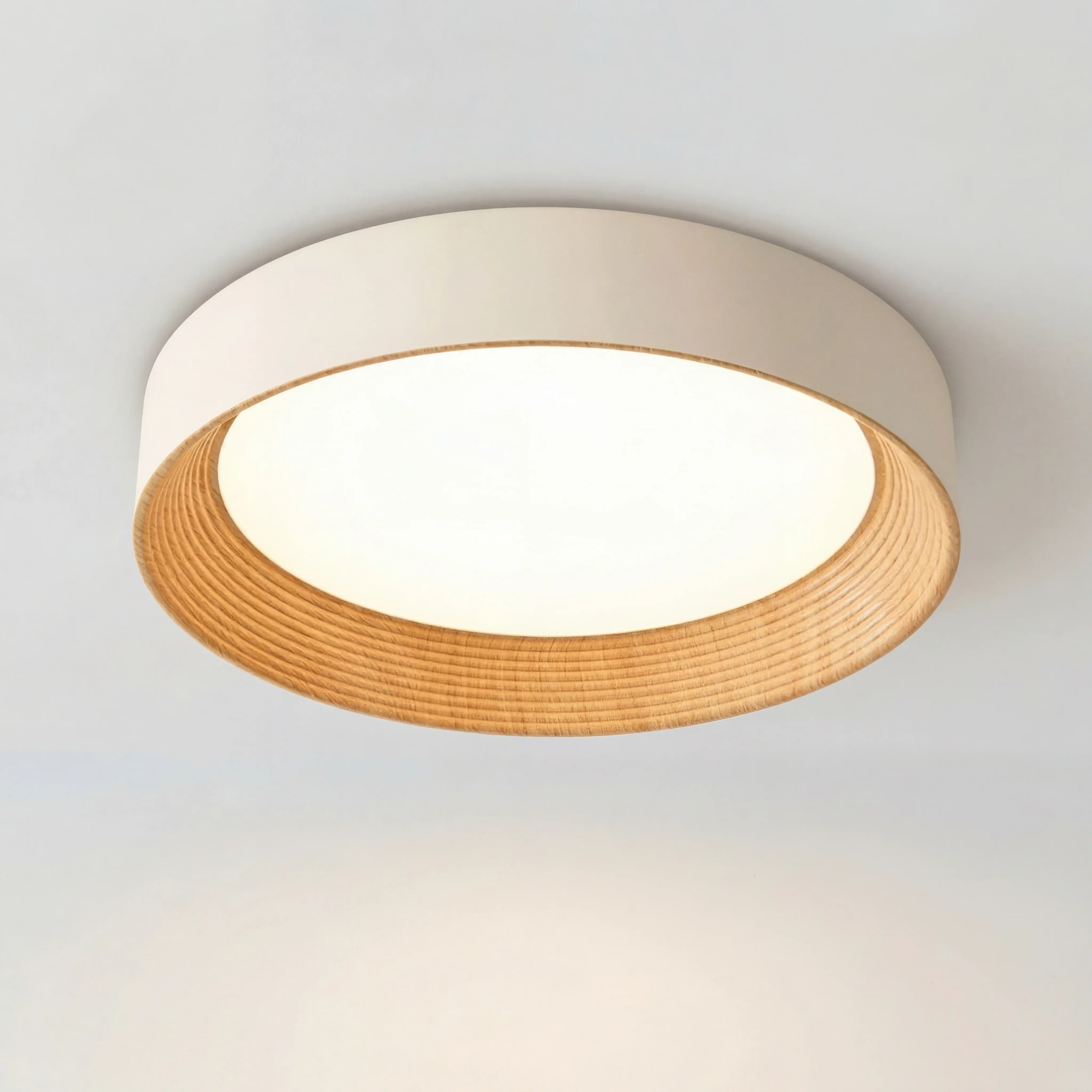 Plafonnier Ronan LED rond et minimaliste | Fini bois moderne