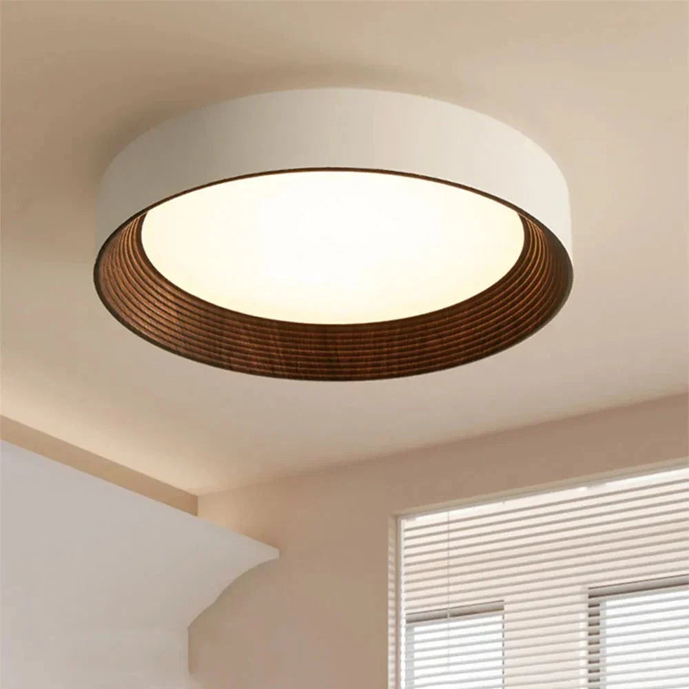 Plafonnier Ronan LED rond et minimaliste | Fini bois moderne