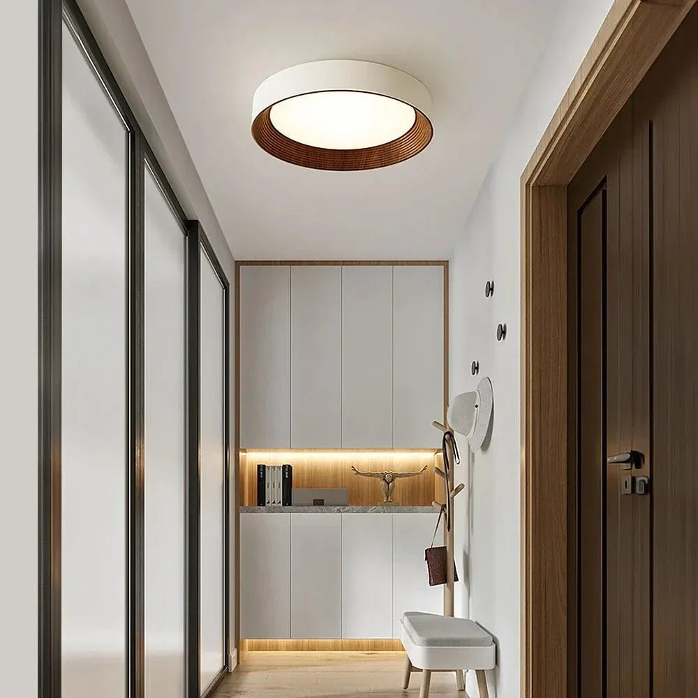 Plafonnier Ronan LED rond et minimaliste | Fini bois moderne