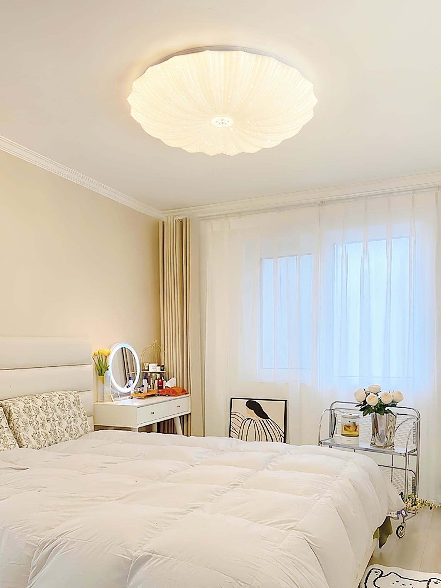 Shell Acrylic Round Ceiling Lamp