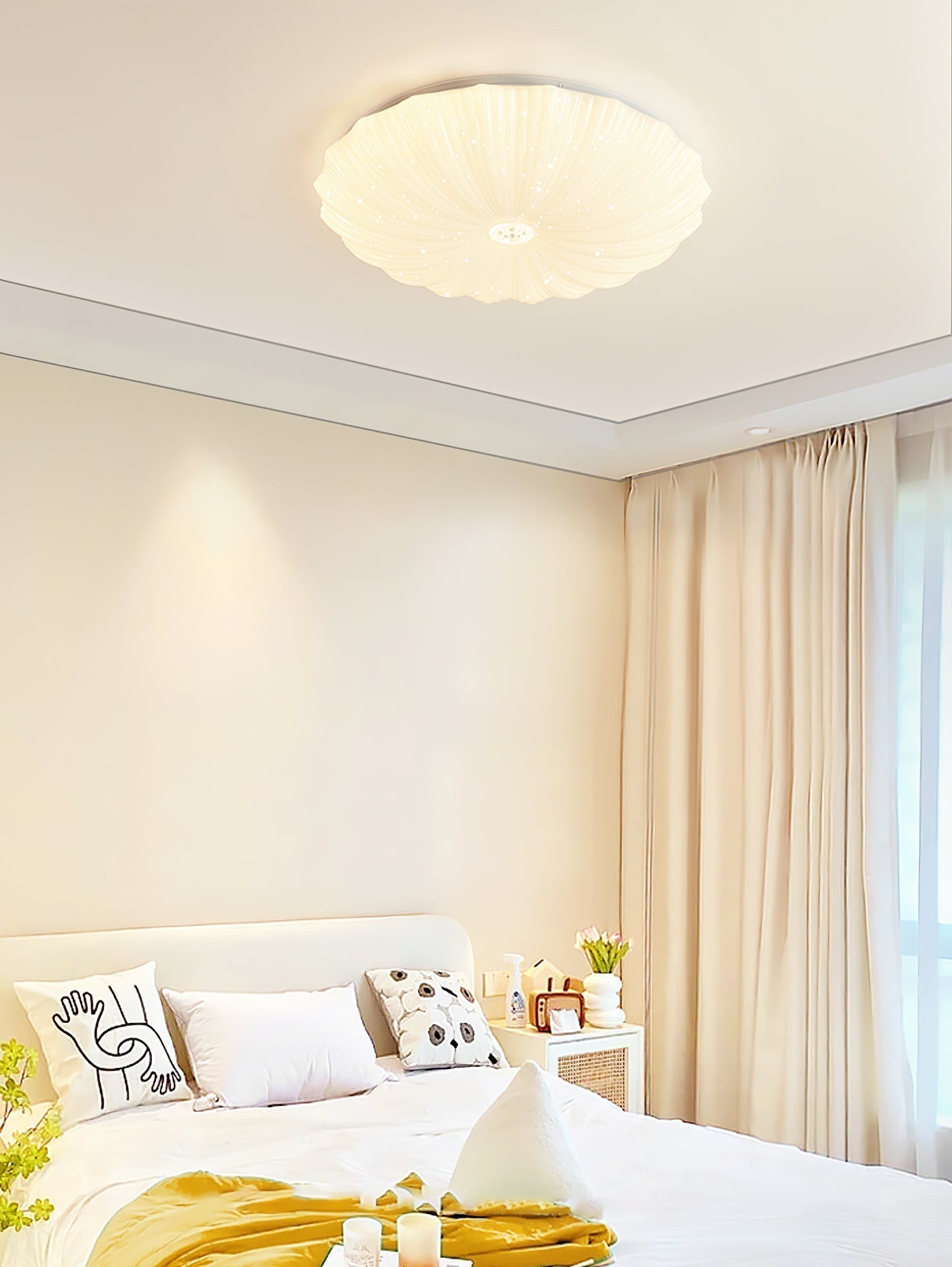 Shell Acrylic Round Ceiling Lamp