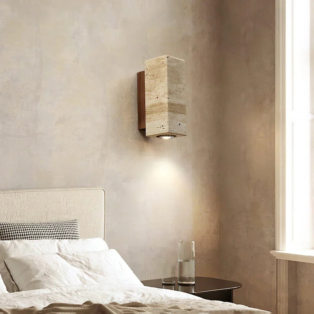 Applique murale Sylvenna Vintage Column en travertin | Applique en pierre naturelle
