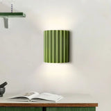 Applique murale côtelée en résine Rhea - Lampe murale intérieure moderne et minimaliste